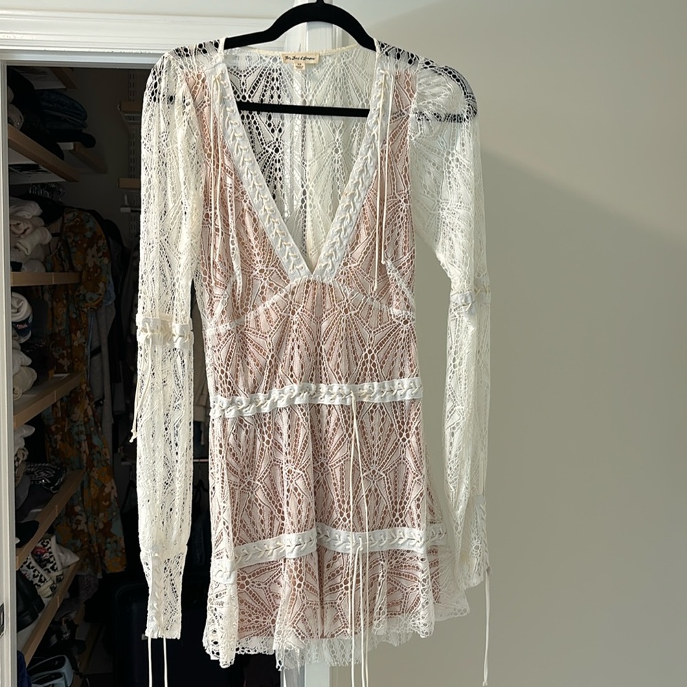 Stunning For Love and Lemons lace long sleeve white dress